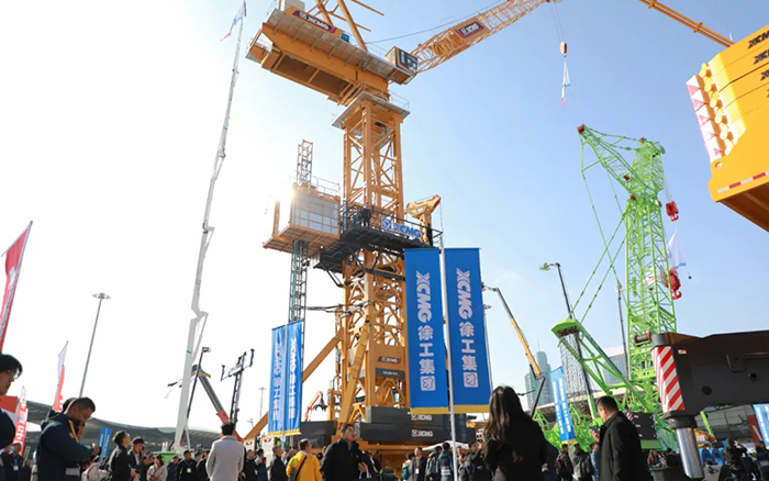 bauma CHINA 2024丨徐工塔式起重機(jī)、智能施工升降機(jī)火熱亮相