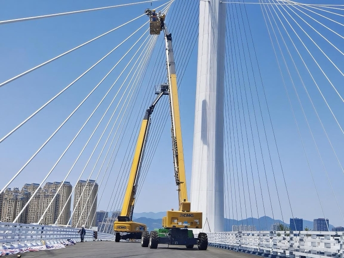 穩(wěn)如磐石！XGS70K毫米級守護博士大橋“生命線”！